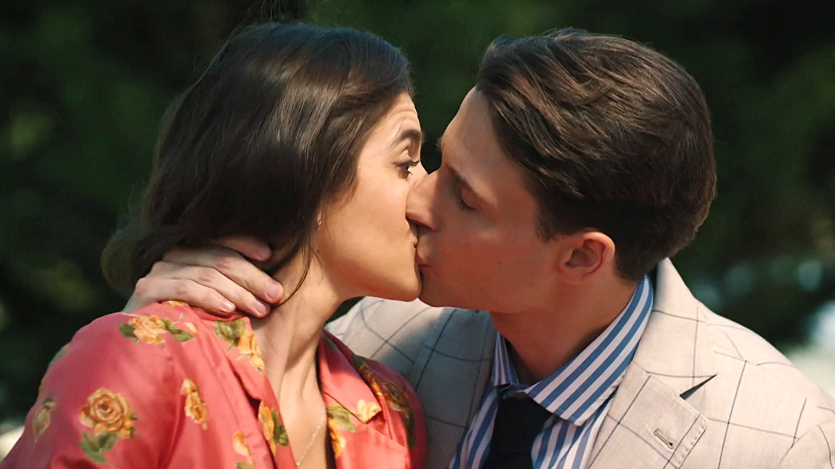 ¡Beso robado! Jacinto se lanza a Carmen y ella… ¡le cruza la cara! ¡Beso robado! Jacinto se lanza a Carmen y ella… ¡le cruza la cara!