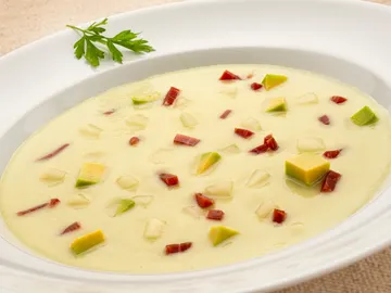 Sopa fría de melón y aguacate con jamón, de Arguiñano: "Rica, fácil y sencilla" Sopa fría de melón y aguacate con jamón, de Arguiñano: "Rica, fácil y sencilla"
