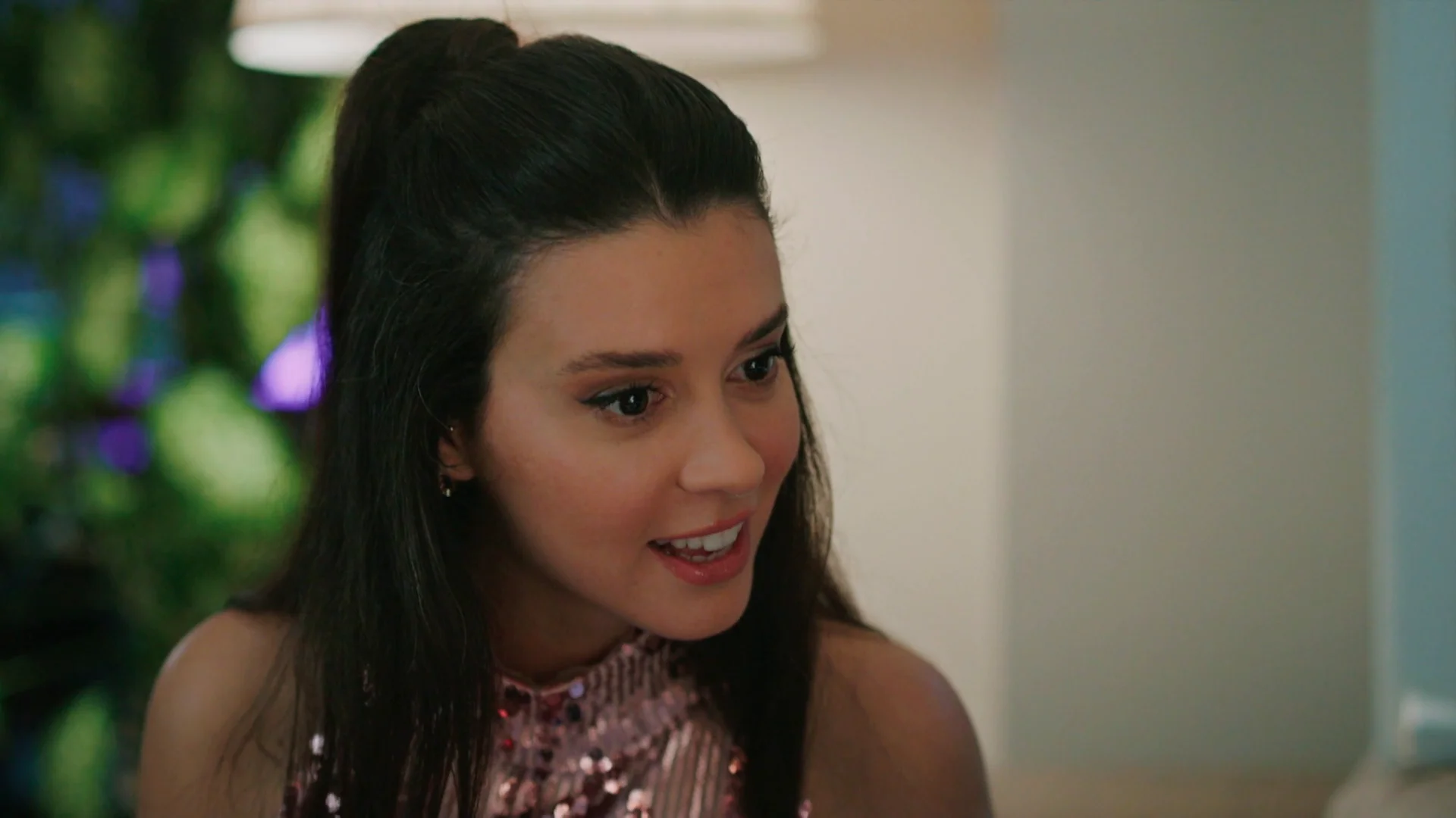 Un regalo inigualable: Pelin sorprende a Ferit por su tercer aniversario y lo deja at&oacute;nito