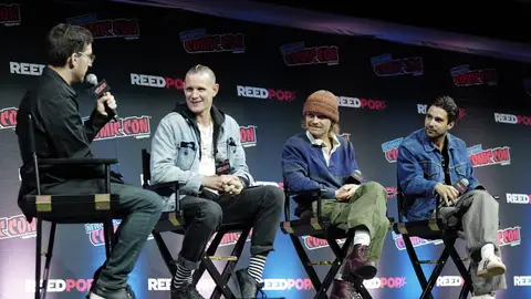 Matt Smith, Fabian Frankel y Tom Glynn-Carney Matt Smith, Fabian Frankel y Tom Glynn-Carney