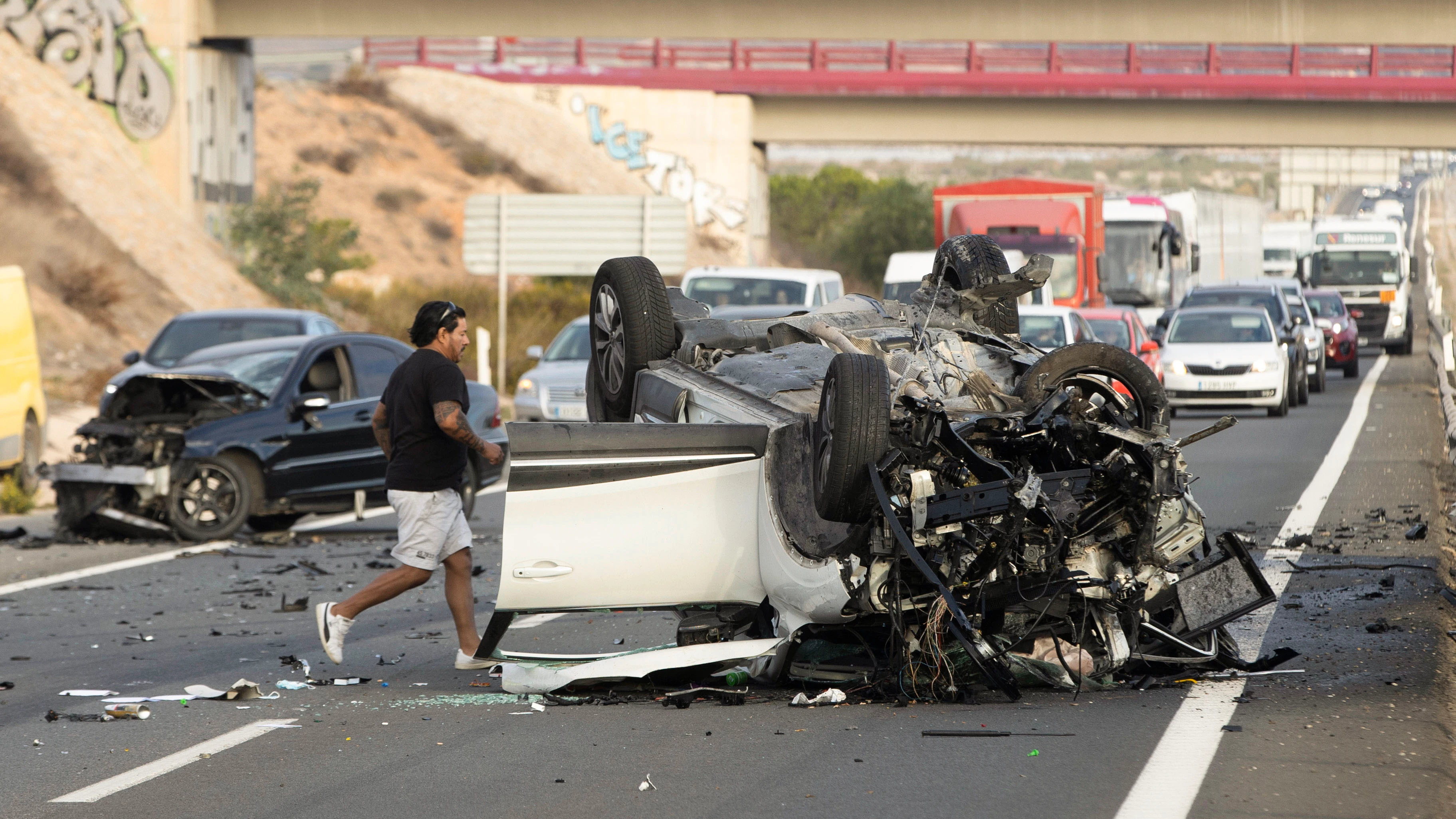 Imagen de ambos vehículos tras el accidente Imagen de ambos vehículos tras el accidente
