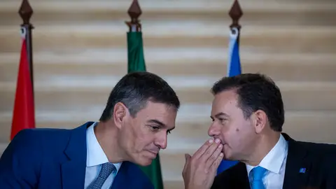 El presidente del Gobierno, Pedro Sánchez, y el primer ministro de Portugal, Luis Montenegro El presidente del Gobierno, Pedro Sánchez, y el primer ministro de Portugal, Luis Montenegro