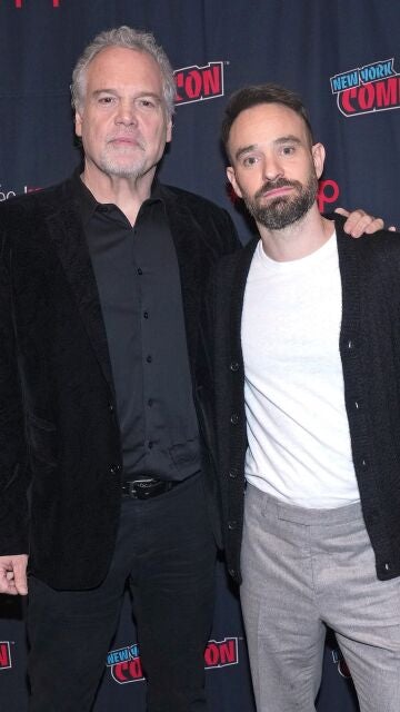 Charlie Cox y Vincent D'Onofrio en la New York Comic-Con por Daredevil Born Again