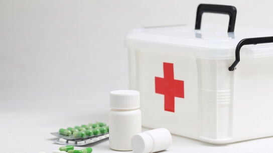 Botiqu&iacute;n con medicamentos