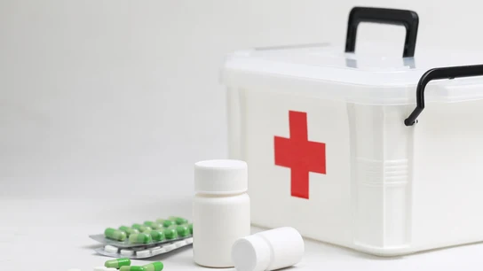 Botiquín con medicamentos Botiquín con medicamentos
