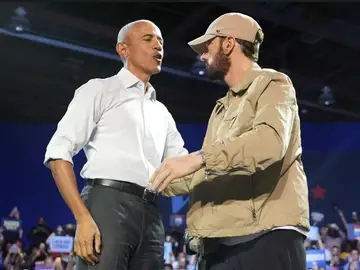 Barack Obama rapea "Lose Yourself" con Eminem en apoyo a Kamala Harris Barack Obama rapea "Lose Yourself" con Eminem en apoyo a Kamala Harris