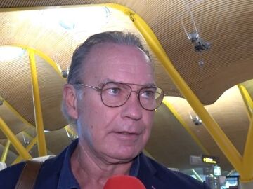 Bertín Osborne en el aeropuerto