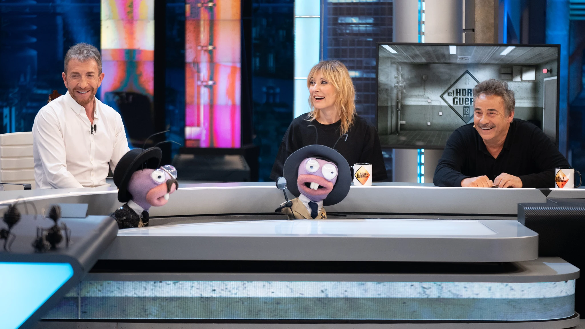 Eduard Fernández y Nathalie Poza, detectives en El Hormiguero: ¿descubrirán al impostor? Eduard Fernández y Nathalie Poza, detectives en El Hormiguero: ¿descubrirán al impostor?