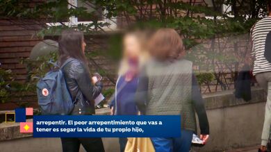Denuncian acoso de antiabortistas a mujeres embarazadas en las cínicas: 