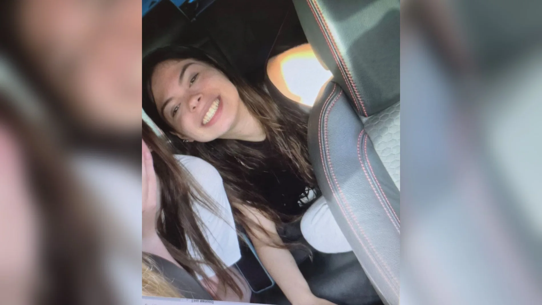 Buscan en A Costa da Morte a una menor de 14 años desaparecida desde el pasado martes Buscan en A Costa da Morte a una menor de 14 años desaparecida desde el pasado martes