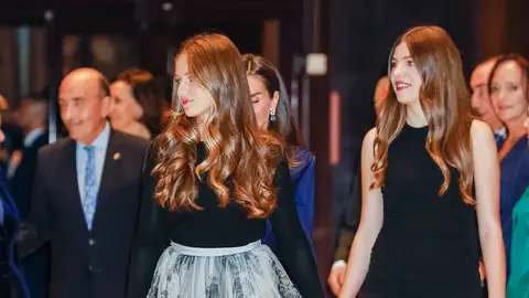Princesa Leonor e infanta Sofía en el concierto de los Premios Princesa de Asturias Princesa Leonor e infanta Sofía en el concierto de los Premios Princesa de Asturias