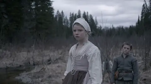Anya Taylor-Joy en The Witch (La Bruja) Anya Taylor-Joy en The Witch (La Bruja)