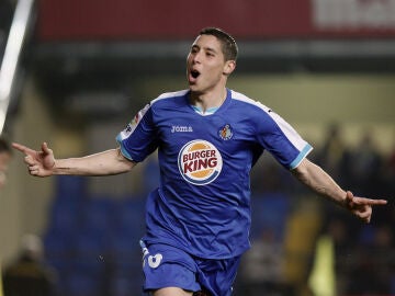 Abdelaziz Barrada celebra un gol con el Getafe en 2012