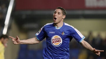 Abdelaziz Barrada celebra un gol con el Getafe en 2012