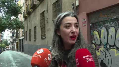 Marta Vaquerizo haciendo declaraciones a la prensa Marta Vaquerizo haciendo declaraciones a la prensa