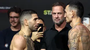 Ilia Topuria y Max Holloway, cara a cara antes de su combate en Abu Dhabi Ilia Topuria y Max Holloway, cara a cara antes de su combate en Abu Dhabi