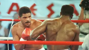 José Adilson dos Santos Rodrigues, conocido como Maguila, en un combate José Adilson dos Santos Rodrigues, conocido como Maguila, en un combate
