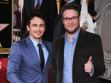 James Franco y Seth Rogen James Franco y Seth Rogen