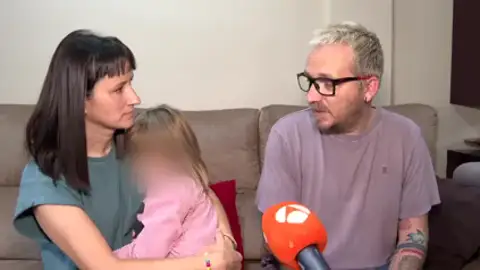 Lara, sufrió en 2022 un ictus que le provocó una discapacidad del 70% Lara, sufrió en 2022 un ictus que le provocó una discapacidad del 70%