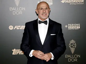 Luis de la Fuente, a sus llegada a la ceremonia de entrega del Balón de Oro 2024 en el Teatro Chatelet en París Luis de la Fuente, a sus llegada a la ceremonia de entrega del Balón de Oro 2024 en el Teatro Chatelet en París