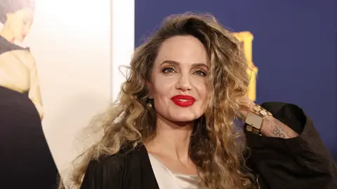 Angelina Jolie en el Festival de Cine AFI en Los Ángeles promocionando Maria Angelina Jolie en el Festival de Cine AFI en Los Ángeles promocionando Maria