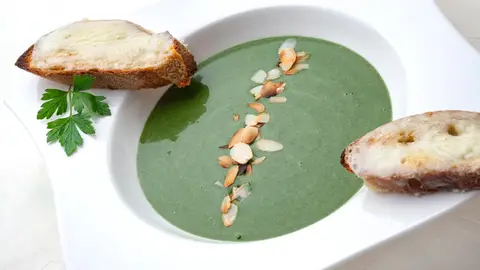 Crema de espinacas, calabacín y queso, de Arguiñano Crema de espinacas, calabacín y queso, de Arguiñano
