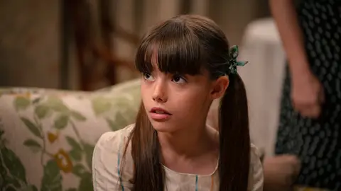 Julia se queda en casa de los Merino a cenar a pesar de las trabas de Jesús Julia se queda en casa de los Merino a cenar a pesar de las trabas de Jesús