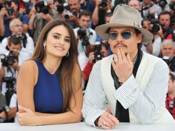 Penélope Cruz y Johnny Depp en el Festival de Cannes de 2014