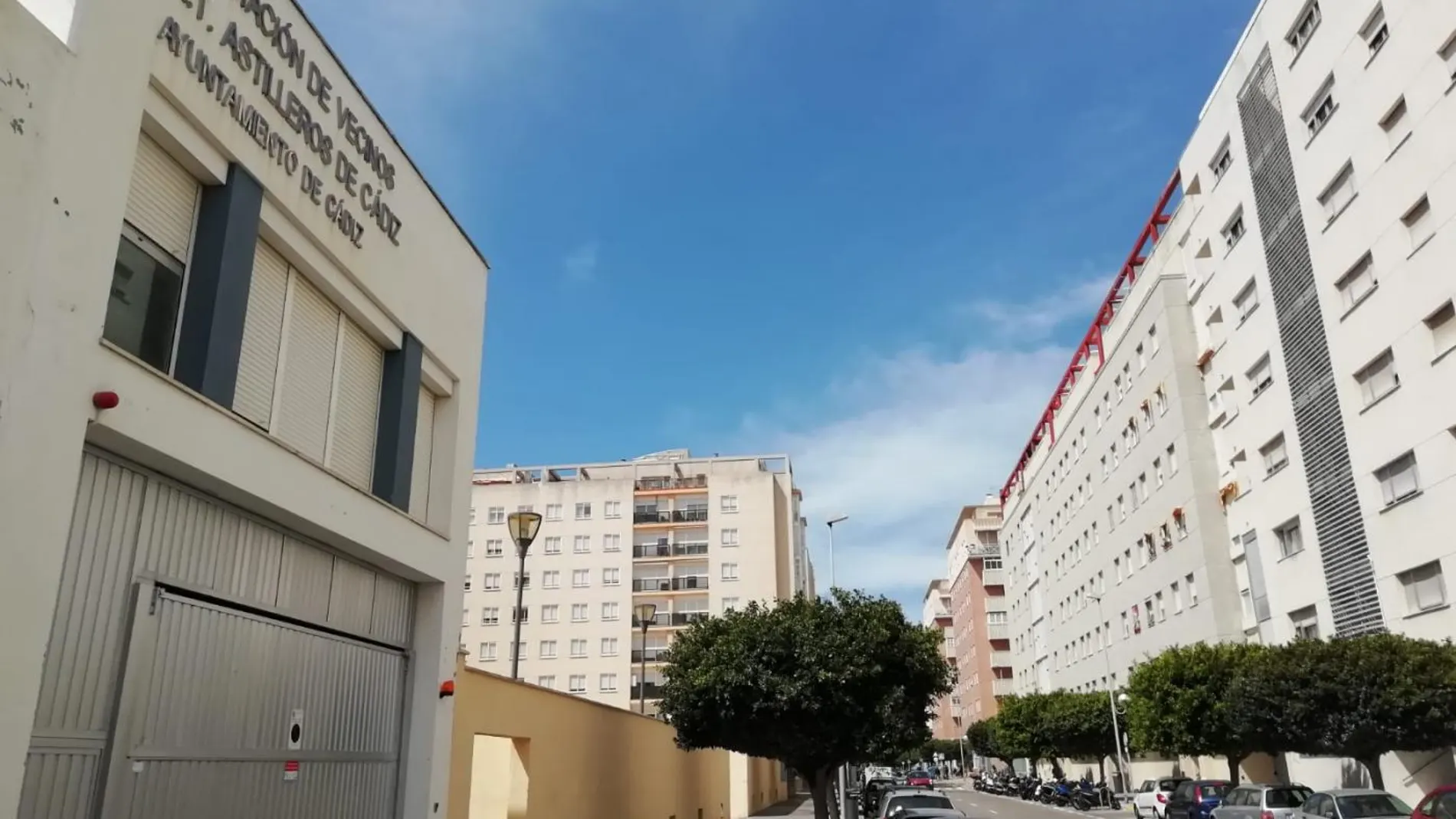 Cientos de familias pasan hambre en Cádiz después de que se les excluya de un bono social Cientos de familias pasan hambre en Cádiz después de que se les excluya de un bono social