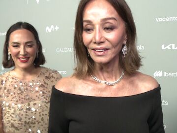 Isabel Preysler y su hija, Tamara Falcó, en los Premios Mujer Hoy 2024