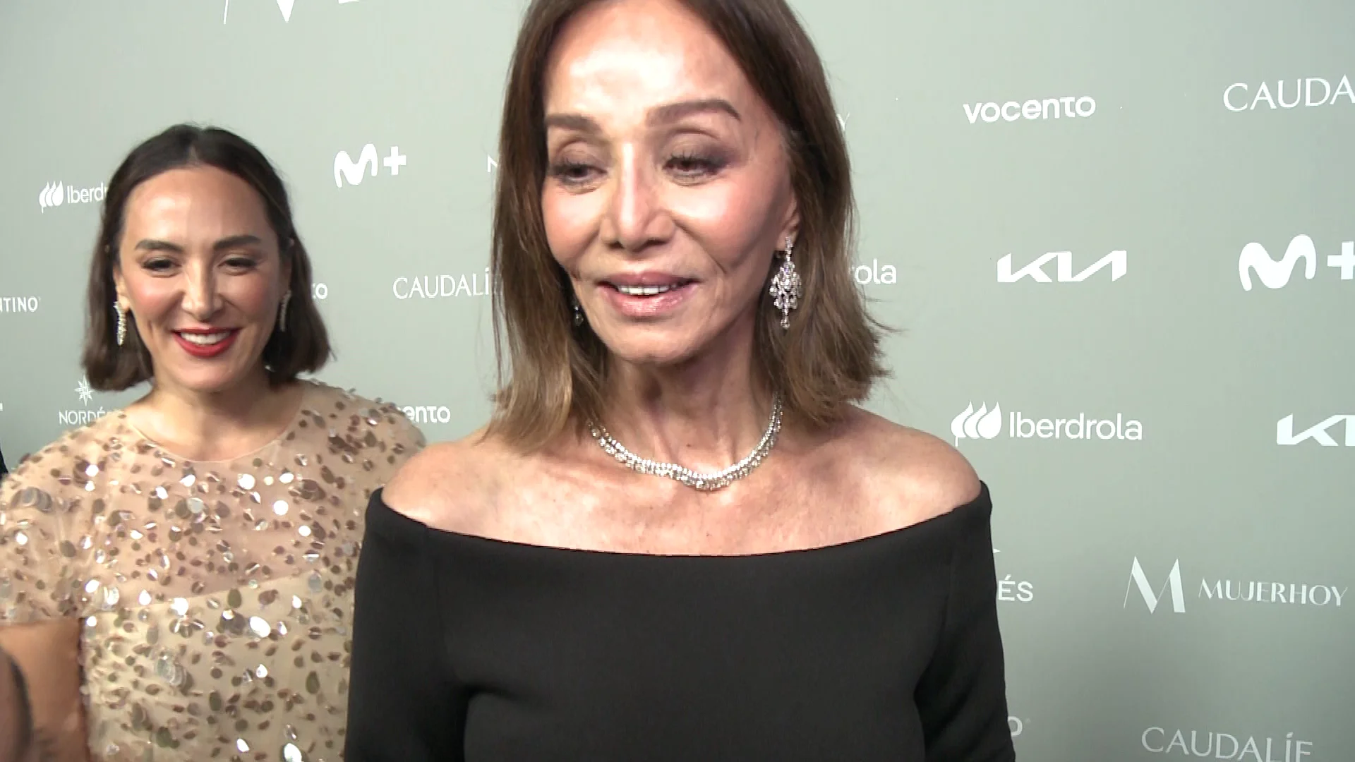 Isabel Preysler y su hija, Tamara Falc&oacute;, en los Premios Mujer Hoy 2024
