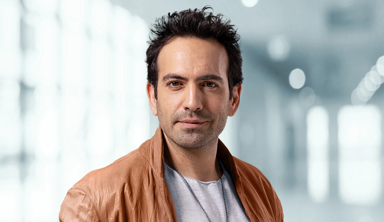 Evren, el médico que cambia el destino de Bahar en Renacer