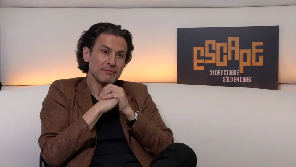 El director Rodrigo Cortés promocionando Escape El director Rodrigo Cortés promocionando Escape