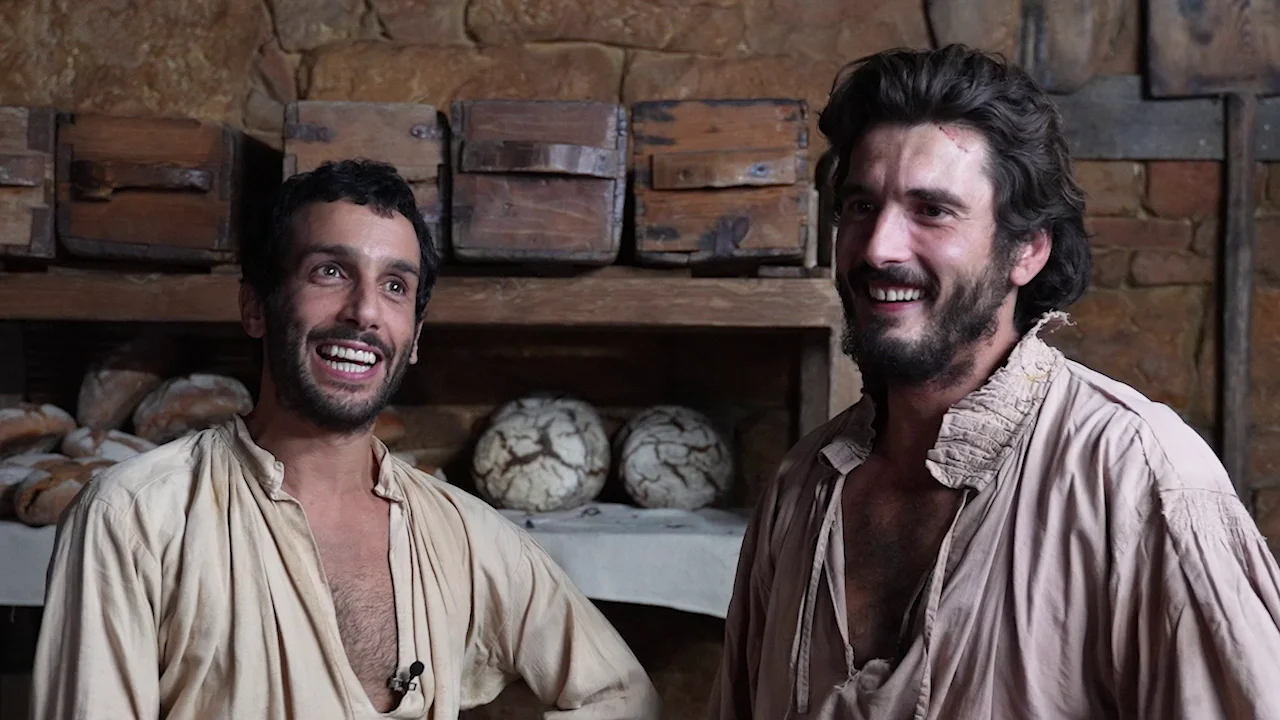 Yon González y Jonás Berami presumen de amistad detrás de las cámaras de Beguinas: "Siempre te levanta el ánimo" Yon González y Jonás Berami presumen de amistad detrás de las cámaras de Beguinas: "Siempre te levanta el ánimo"