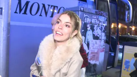 Nerea Rodríguez, a la salida de la boda de Ana Guerra y Víctor Elías Nerea Rodríguez, a la salida de la boda de Ana Guerra y Víctor Elías