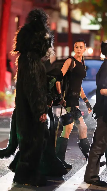 Irina Shayk, del mítico personaje de Tomb Raider, Lara Croft Irina Shayk, del mítico personaje de Tomb Raider, Lara Croft