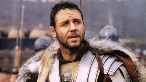 Russel Crowe en Gladiator Russel Crowe en Gladiator