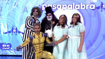 Roberto Leal y los invitados del especial Halloween de Pasapalabra