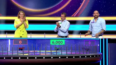 Concursantes de La ruleta de la suerte noche Concursantes de La ruleta de la suerte noche