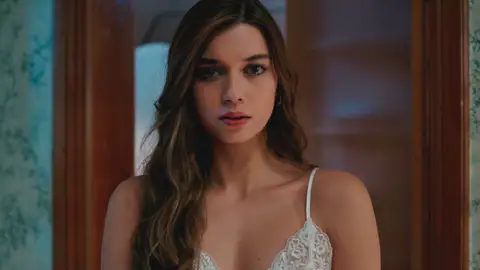 Ferit impone su condición: Seyran debe acostarse con él para salvar a su  hermana