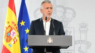 El ministro de Poli&iacute;tica Territorial, &Aacute;ngel V&iacute;ctor Torres