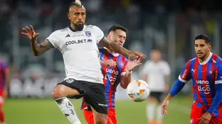 Arturo Vidal, en un partido del Colo-Colo Arturo Vidal, en un partido del Colo-Colo