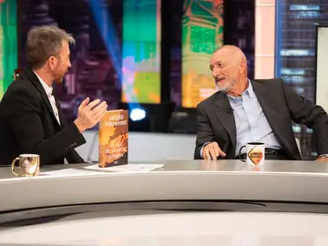 “Es muy interesante escuchar el mal”: el consejo de Arturo Pérez-Reverte para los jóvenes “Es muy interesante escuchar el mal”: el consejo de Arturo Pérez-Reverte para los jóvenes