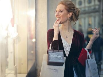 Mujer de compras