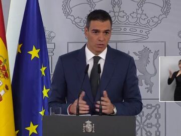 Pedro Sánchez anuncia un plan estatal de ayudas por la DANA de hasta 10.600 millones: "Sabemos que esto no es suficiente"