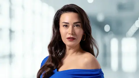 Ecem Özkaya es Rengin, la amante de Timur obsesionada con Bahar Ecem Özkaya es Rengin, la amante de Timur obsesionada con Bahar