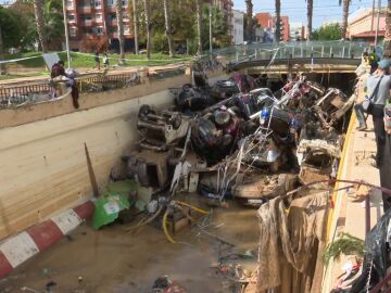 Coches arrastrados por las riadas Valencia