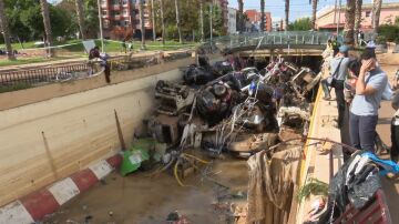 Coches arrastrados por las riadas Valencia