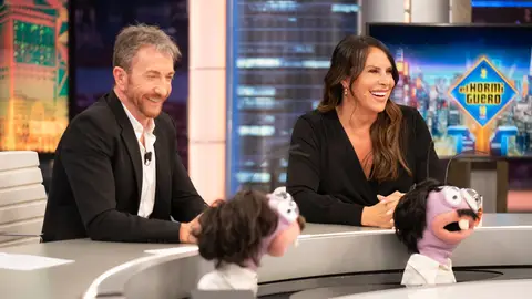 ¿Reconocerá Karla García Gascón a estos famosos narcotraficantes? ¡Las hormigas la ponen a prueba! ¿Reconocerá Karla García Gascón a estos famosos narcotraficantes? ¡Las hormigas la ponen a prueba!