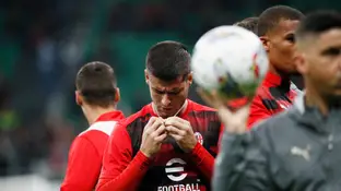 Álvaro Morata, antes de un partido con el AC Milan Álvaro Morata, antes de un partido con el AC Milan